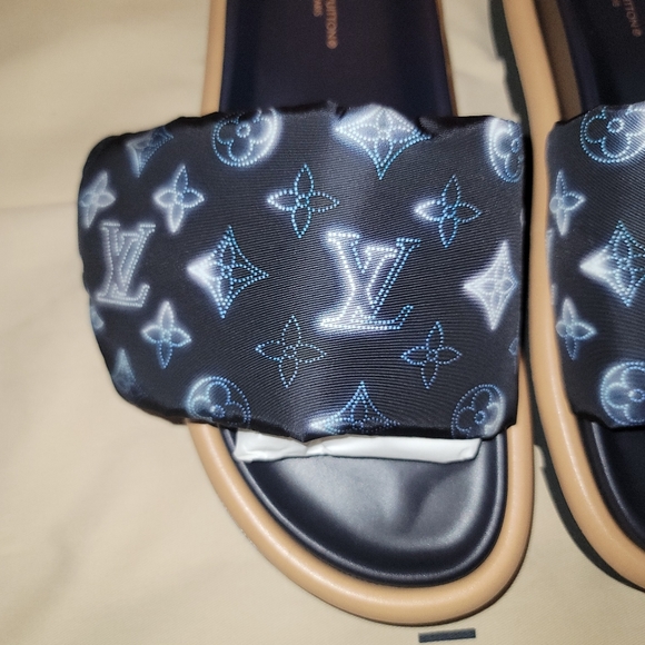 Louis Vuitton By the Pool Sandal Monogram Black Blue Rubber Outsole 39=9US Mule - Picture 3 of 17